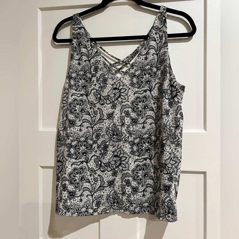 Double v neckline tank